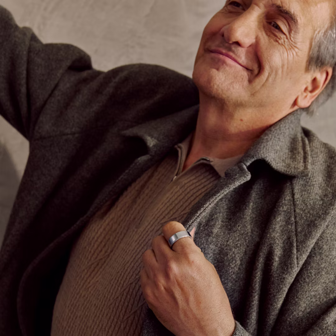 Homme portant un KEORA Ring